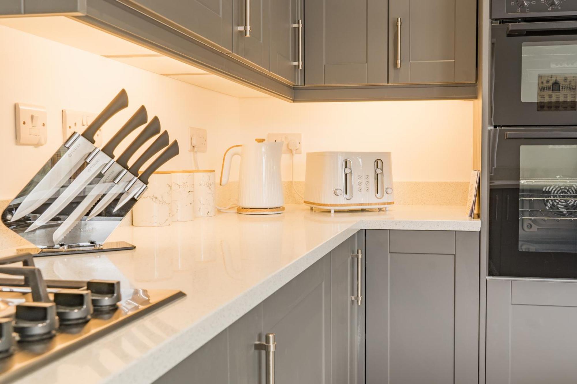 Beautifully Done 5 Bed Barn Conversion In Heswall - Sleeps Up To 10 מראה חיצוני תמונה