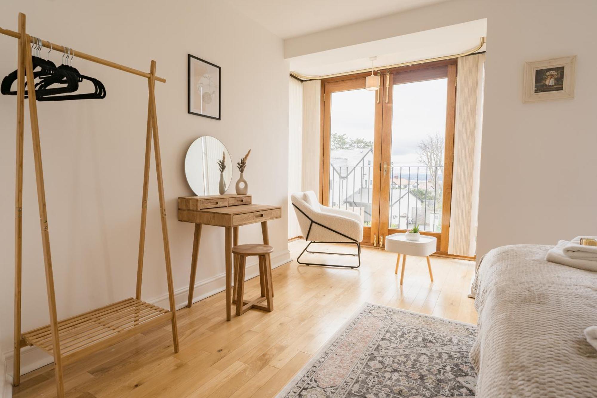 Beautifully Done 5 Bed Barn Conversion In Heswall - Sleeps Up To 10 מראה חיצוני תמונה